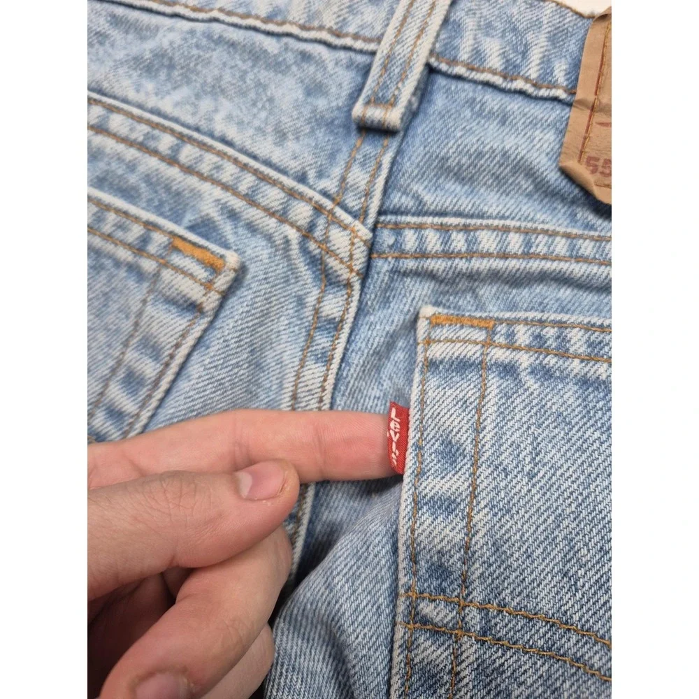 VTG Levis 550 Relaxed Fit Jeans Mens 32x32 Light Blue Tapered Denim USA 90s